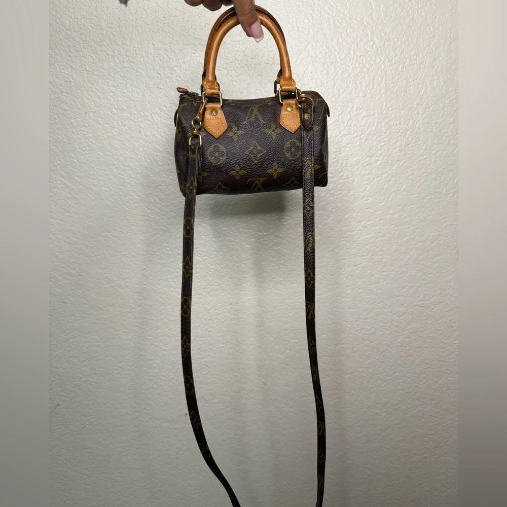 Louis Vuitton Monogram Mini Speedy - Picture 16 of 16